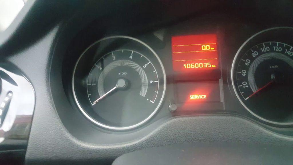 Peugeot 301 Servis Işığı Neden Yanar